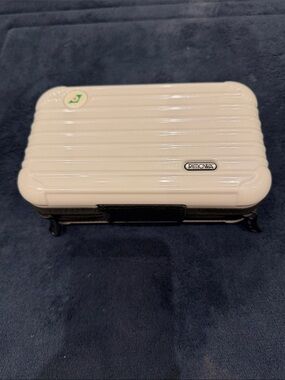RIMOWA Cream Hard-Shell Mini Case
